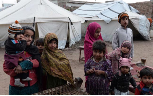 100,000 Afghans  Displaced by Conflict since  Start of 2017: UN